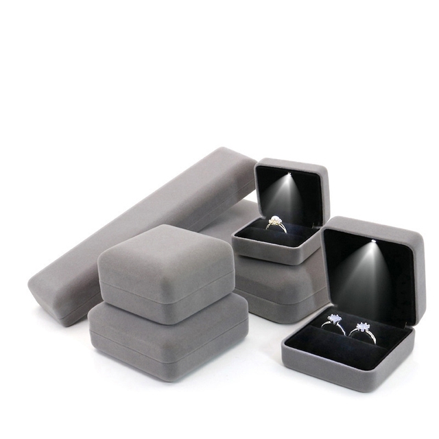 Custom Logo LED Light Jewelry Box Velvet Packaging for Ring Earring Necklace Luxury Gift Display Wholesale