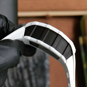 Reloj de Pulsera Multifuncional para Hombre, Diseño Elegante Blanco de Alta Gama, Cronógrafo Flyback, Correa de Goma de 20 mm, con Fecha - Product Image 4