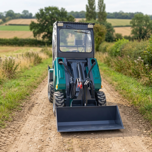 Cargadora de Ruedas Telescópica Compacta con Cubierta Impermeable de PVC, Capacidad de Carga de 500 kg, Altura de Elevación de 3350 mm, para Proyectos de Granjas, Ranchos y Pequeñas Explotaciones Agrícolas - Product Image 1