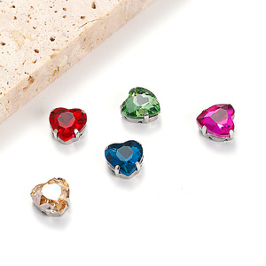 Strass en forme de cœur 14/16/18mm, cristaux de verre à coudre à la main, accessoires pour robe de mariée DIY - Product Image 3