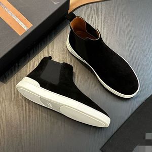Bottes courtes style anglais pour hommes, chaussures mi-hautes plates pour garçons, en velours coréen tendance, tissu extensible de luxe, semelle extérieure en PU, à enfiler - Product Image 3