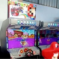 Simulateur de course de karting d'intérieur à monnayeur, en métal, plastique et bois, style parc d'attractions