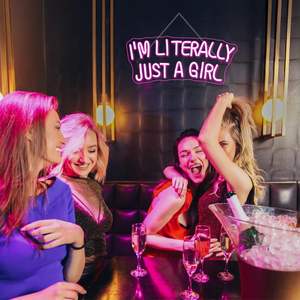 Letrero de Neón LED Rosa con la Frase 'I'm Literally Just A Girl' para Decoración de Pared, Letrero de Neón USB Regulable para Dormitorio - Product Image 3