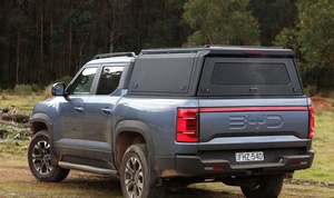 Hardtop de camionnette en aluminium manuel imperméable avec porte-bagages sur le toit, verrouillage et coffre arrière pour BYD Shark 6 - Product Image 4