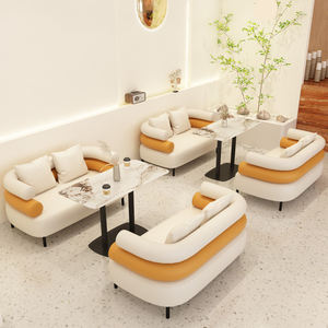 Set di Tavoli e Sedie in Legno Massello Curvo Moderno per Caffè e Ristoranti, Arredamento con Divanetti - Product Image 5