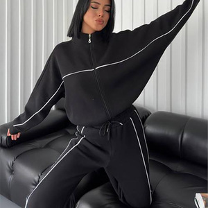 Conjunto Deportivo de Dos Piezas con Logotipo Personalizado en Tela, Chaqueta Deportiva Blanca con Cierre y Pantalones Anchos para <span class=keywords><strong>Mujer</strong></span> - Product Image 4