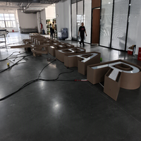 Panneau d'enseigne lumineux LED extérieur en acrylique 3D avec logo et alphabet pour décorations de bâtiments, mariages, magasins, bureaux, publicité lumineuse télécommandée