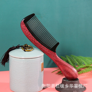 Peine de masaje de madera de gran tamaño, material de cuerno de vaca, para uso doméstico, mujeres, niños y adultos, de la ciudad de Lanlong, condado de Hengyang - Product Image 1