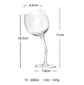 <span class=keywords><strong>Gobelet</strong></span> à vin classique en cristal transparent fait à la main avec tige courbée 350 ml Cadeau personnalisé pour la Saint-Valentin - Product Image 6