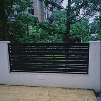 Zwart Aluminium Privacy Hek Eenvoudig Te Monteren Geen Graven Horizontale Lamellenpanelen Model 3d Voor Balkon Veiligheidstoepassing