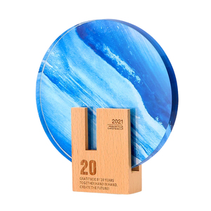 Medaglia trofeo con base in legno di cristallo personalizzato di alta qualità premio per <span class=keywords><strong>la</strong></span> fiera sportiva menzione d'onore trofeo UV stampa a colori - Product Image 1