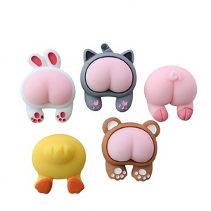 Accessoires en résine peints DIY motif animaux de dessin animé à <span class=keywords><strong>gros</strong></span> derrière, patchs pour coques de téléphone portable, autocollants pour réfrigérateur, décorations pour chaussures perforées et tasses - Product Image 1
