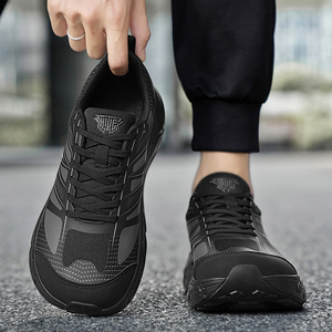 รองเท้าผ้าใบกีฬาแบบ unisex น้ำหนักเบา พื้นรองรับแรงกระแทก EVA พื้นรองเท้าด้านนอกทำจากยาง กันลื่น เหมาะสำหรับเดิน - Product Image 2