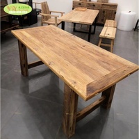 Meubles d'intérieur anciens, table à manger en bois massif d'orme vieilli récupéré, salon, restaurant