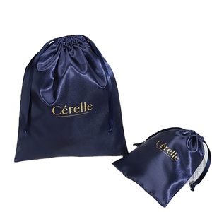 Sac de rangement en satin avec cordon de serrage pour chaussettes et sous-vêtements, personnalisable avec logo, sac de protection de luxe en satin pour chaussures – Grande Vente - Product Image 1