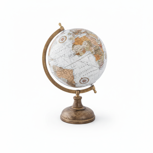 Globe de bureau artisanal en bois avec des lignes épurées et des finitions modernes, idéal pour les décors formels - Product Image 1