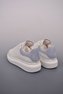 Chaussures de sport pour hommes en cuir véritable, design original haut de gamme, chaussures de skate décontractées à semelle plate pour l'extérieur - Product Image 2
