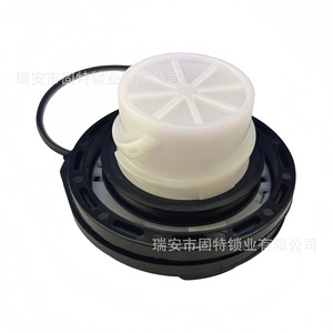 Bouchon de réservoir de carburant Land Rover LR178173 LR092778 LR062454 PVC noir pour voiture - Product Image 1