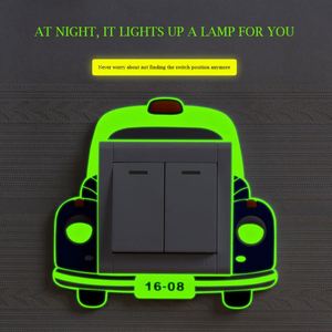 Autocollants de commutateur de dessin animé, autocollants muraux 3D en silicone chat mignon, autocollants lumineux pour interrupteur, décoration de la maison - Product Image 4