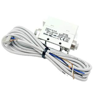 SM-C PFM710-C6-A-M Interruptor de Flujo Digital de 2 Colores con Pantalla Integrada Serie PFM7, 0.2-10 L/min para Aire Seco, NPN 2 Salidas - Product Image 1