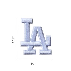 Parche Bordado con Emblema <span class=keywords><strong>de</strong></span> Marca <span class=keywords><strong>de</strong></span> Moda Urbana, Termoadhesivo o para Coser, para Chaqueta, Mochila, Gorra, Jeans, Sudadera, Bolso, Decoración DIY - Product Image 2