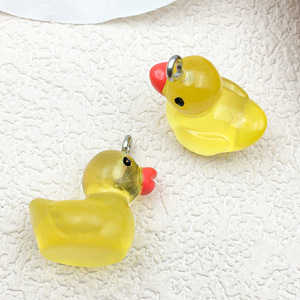Colgante de Pato de Goma Translúcido de Resina Brillante con Aro de Aleación para Móvil de Cuna y Manualidades - Product Image 5