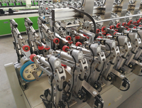 Machine d'emballage en PVC entièrement automatique Machine à bois Substrat de travail du bois Profil industriel Plastifieuse de revêtement de surface