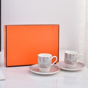 Juego de 2 Tazas y Platos de Porcelana de Hueso de Lujo Nórdico, Colección de Cerámica - Product Image 3