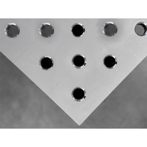 Banco de soldadura con ruedas SteelMax INOX GPPH 2,4x1,2 MT 15mm de espesor, rejilla diagonal con agujeros de 28mm - Product Image 4