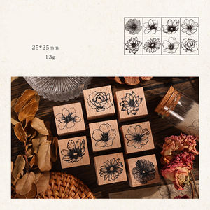 लकड़ी के फूलों की टिकटें लकड़ी की स्याही की टिकटें कस्टम एम्बॉसिंग लोगो जर्नल वर्णमाला शिल्प लकड़ी की टिकटें - Product Image 3