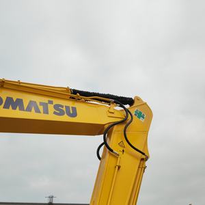 Excavatrice sur chenilles Komatsu PC220-8 d'occasion de 22 tonnes, certifiée EPA, moteur de 125 kW, capacité de la benne de 1 m³, haute efficacité - Product Image 5