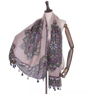 Nouvelle Mode Femmes Dames En Mousseline De Soie Floral <span class=keywords><strong>Plume</strong></span> Écharpe Doux Confort Plage Vacances Wrap Longues Châle Filles - Product Image 3