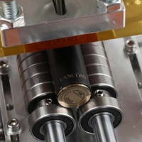Machine de marquage à chaud pneumatique pour rouge à lèvres, cosmétiques, cylindres en plastique, logo, presse à feuille, bâton rond en bois, machine à tamponner