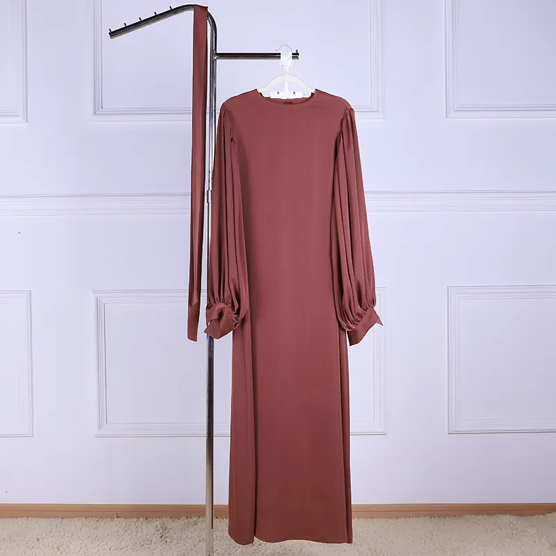 Luxe Mode Abaya Lange Jurk Moslim Effen Satijnen Zijde Bescheiden Abaya Klassieke Stijl Vrouwen Moslim Jurk