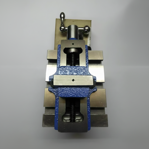 Base pivotante à glissière pour fraisage vertical de tour 4 pouces X 5 pouces avec étau à centrage automatique de 2 pouces - Product Image 1