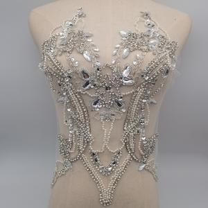 Tissu de dentelle de mariage 2023 <span class=keywords><strong>en</strong></span> <span class=keywords><strong>tulle</strong></span> entièrement orné de perles et d'appliques brillantes pour robe de soirée - Product Image 2