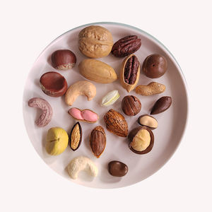 Cabochon in Resina Realistici a Forma di Noci Artificiali (Arachidi, Noci) con Fondo Piatto per Scrapbooking, Decorazioni Fai-da-Te, Accessori per Slime e Ciondoli - Product Image 1