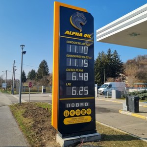 LC Large Outdoor Advertising Board Commercial Display Illuminated Business Customized Pylon Signage - Product Image 2