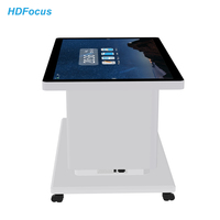 43 49 65 pulgadas pantalla táctil capacitiva 4K Auto Lift mesa interactiva pizarra Software para niños educativos tienda minorista