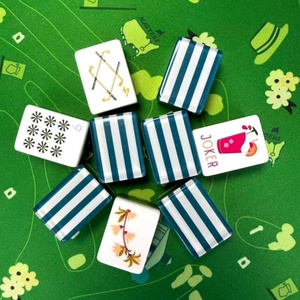 Juego de Mahjong Acrílico de Cuatro Capas con Rayas Verdes y Blancas, 160 Piezas de Lujo, Fichas de Mahjong Americanas para Entretenimiento Familiar - Product Image 6