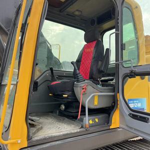 Excavatrice sur chenilles Volvo EC210D de 21 tonnes d'occasion en gros de qualité 95% neuve avec pompe hydraulique et moteur à vendre - Product Image 3