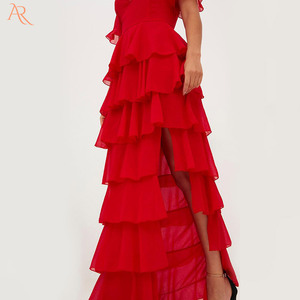 Robe longue rouge en mousseline de soie, col en V profond, à volants - Product Image 5