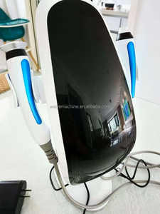 Appareil de beauté RF - Masseur facial domestique pour la réduction des plis nasogéniens, lifting thermique et raffermissement de la peau, rajeunissement - Product Image 3