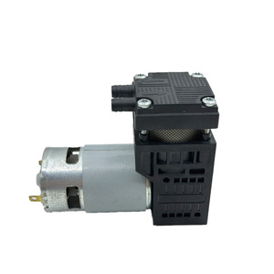 ปั๊มลูกสูบ LH701GT-CBD12 12V 24V 100kPa ปั๊มเพิ่มแรงดันปรับได้ สำหรับเครื่องฉีดน้ำแรงดันสูง ทำความสะอาดด้วยน้ำเย็น - Product Image 3