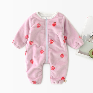 Ropa occidental de invierno para recién nacidos, mono con estampado bonito de manga larga de terciopelo, peleles cálidos para bebés y niñas - Product Image 2
