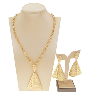 Conjunto de joyería de boda para mujer chapada en oro italiano, collar con colgante de diamante de gota de agua de dos piezas para regalos y fiestas, venta al por mayor - Product Image 4