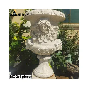 庭の装飾大きな大理石の石の植木鉢と女性の頭の像大きなヨーロッパスタイルの石で刻まれた大理石の植木鉢とプランター