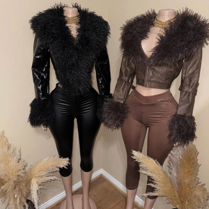 G01579C 2025 خريف/شتاء مبيعات ساخنة للنساء: سترات فرو بأكمام طويلة مع أطقم شورت - Product Image 1