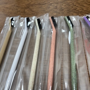 Pincel Doble para <span class=keywords><strong>Cejas</strong></span> y Rímel al por Mayor, con Mango de Plástico en Colores Blanco, Rosa y Negro, para Uso en <span class=keywords><strong>Cejas</strong></span> - Product Image 4