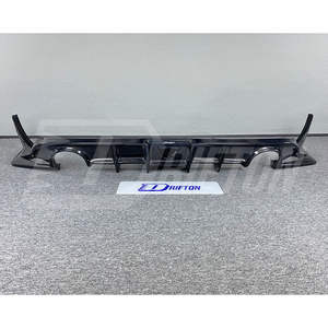 Difusor Trasero para Infiniti Q60 Estilo CMST de Fibra de Carbono - Product Image 2